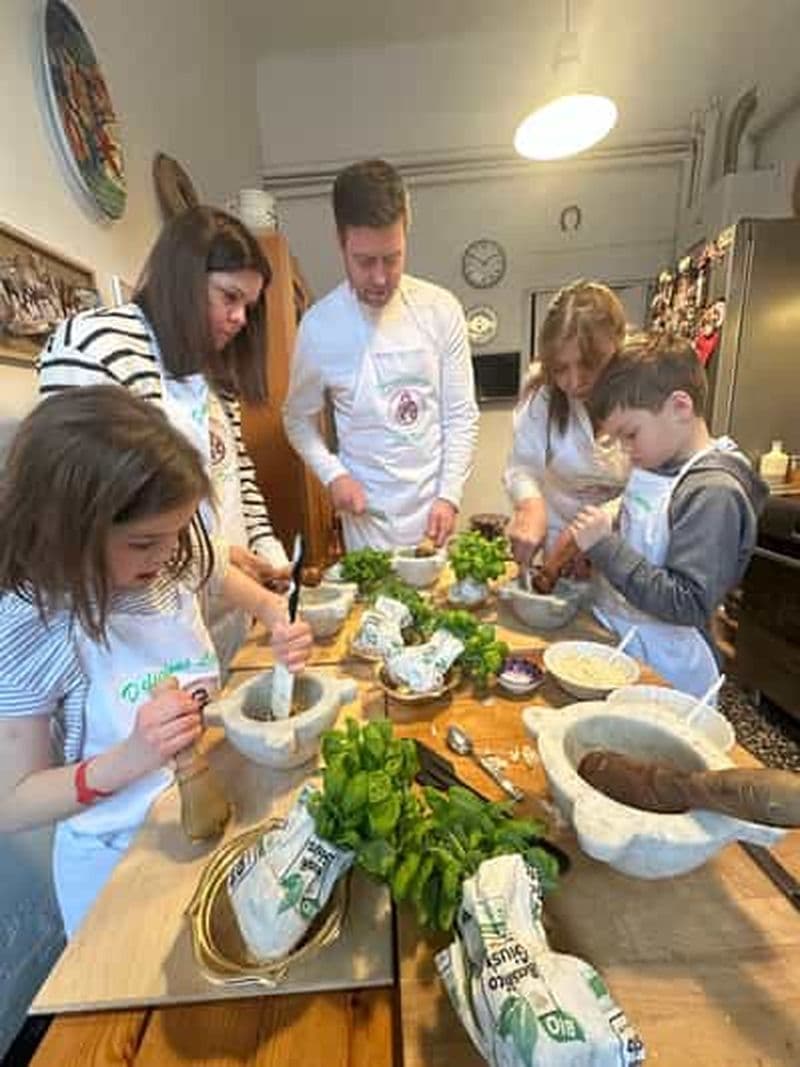 Gênes : cours de cuisine pesto, gnocchi et tiramisu avec Tiziana