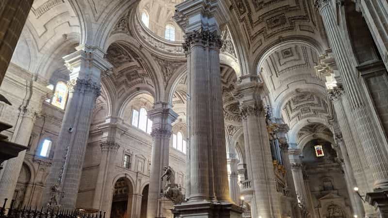 Jaén : visite de la cathédrale de Jaén avec entrée incluse