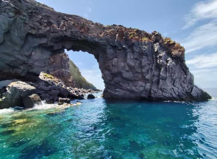 Billet Depuis Lipari : excursion en bateau à Barca Salina et Lipari (7h) PETIT GROUPE