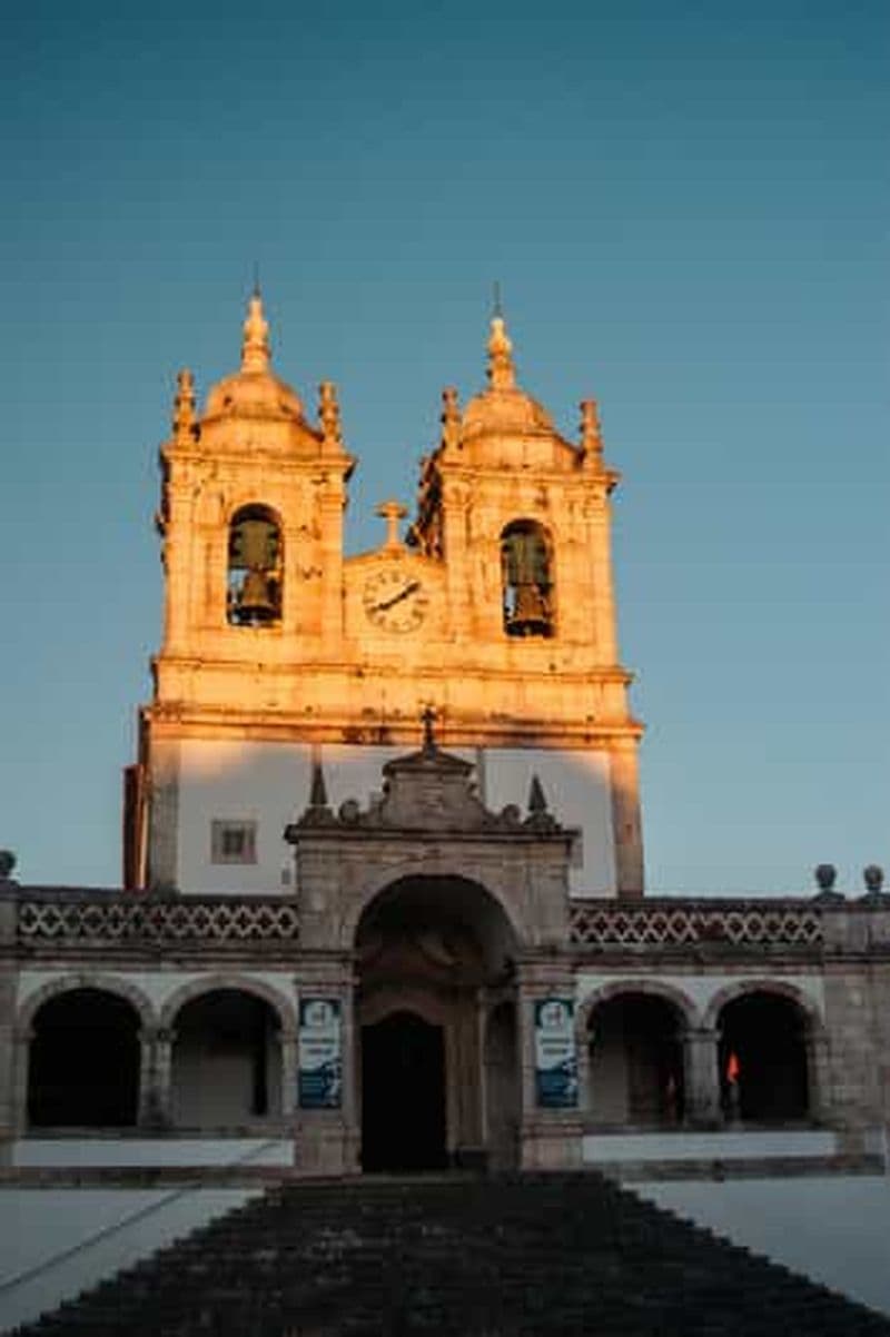 Nazaré: Hidden Gems Walking Tour with Local Guide