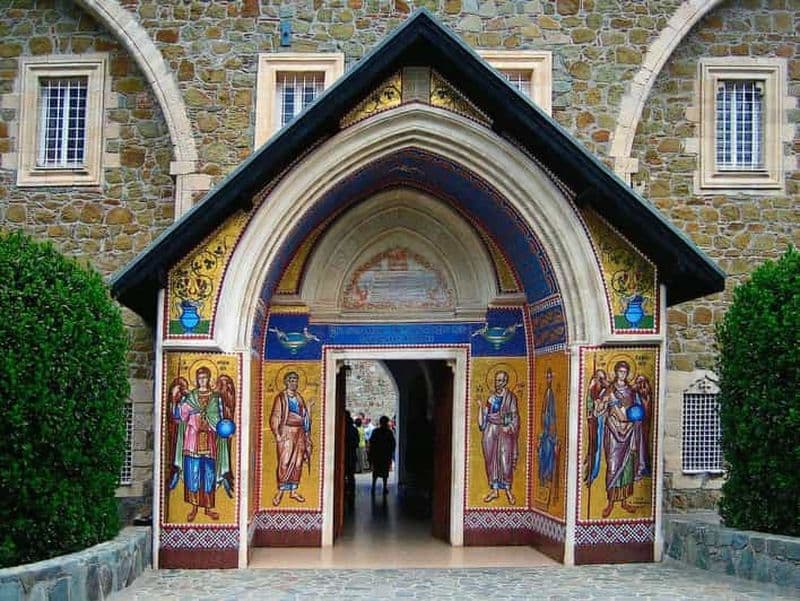 Billet Limassol : Troodos, monastère de Kykkos, Omodos et visite d'un domaine viticole