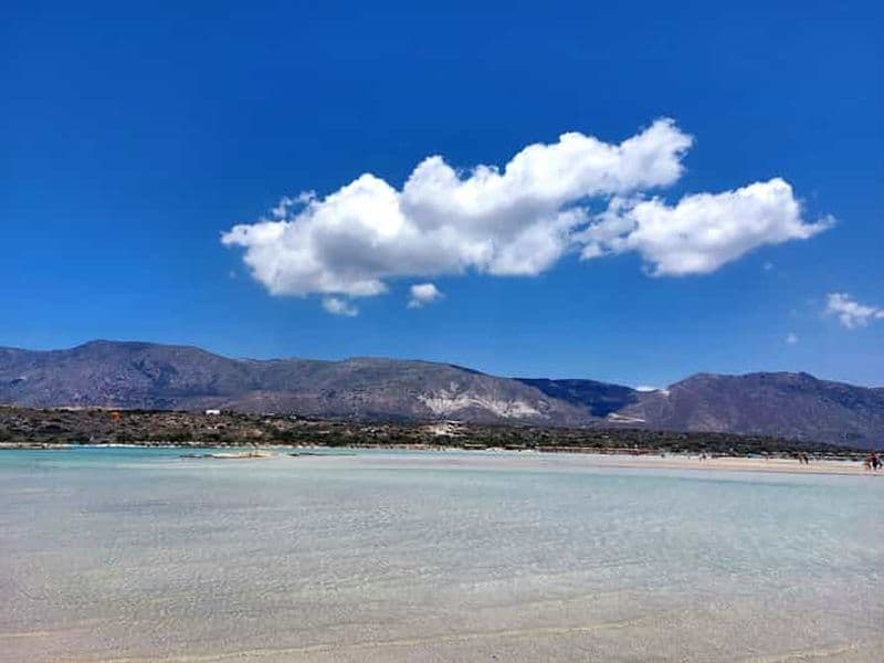 Billet Transfert privé de La Canée à la plage d'Elafonissi/aux villages crétois