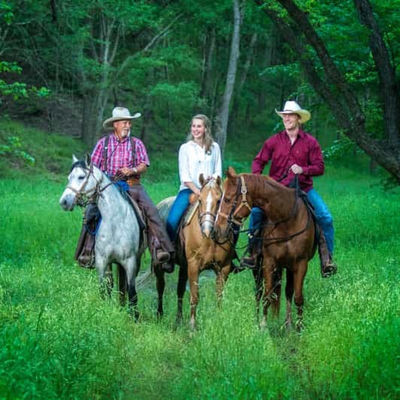 Waco : Tour d'équitation avec guide cowboy