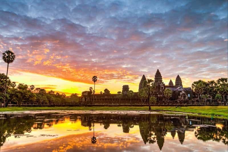 Billet Siem Reap : excursion à vélo au lever du soleil à Angkor Wat et petit-déjeuner dans la jungle