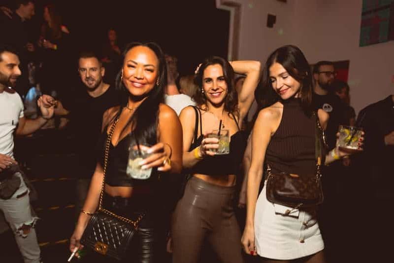 Billet Prague : soirée du Nouvel An avec open bar au 2e étage et boîte de nuit EPIC