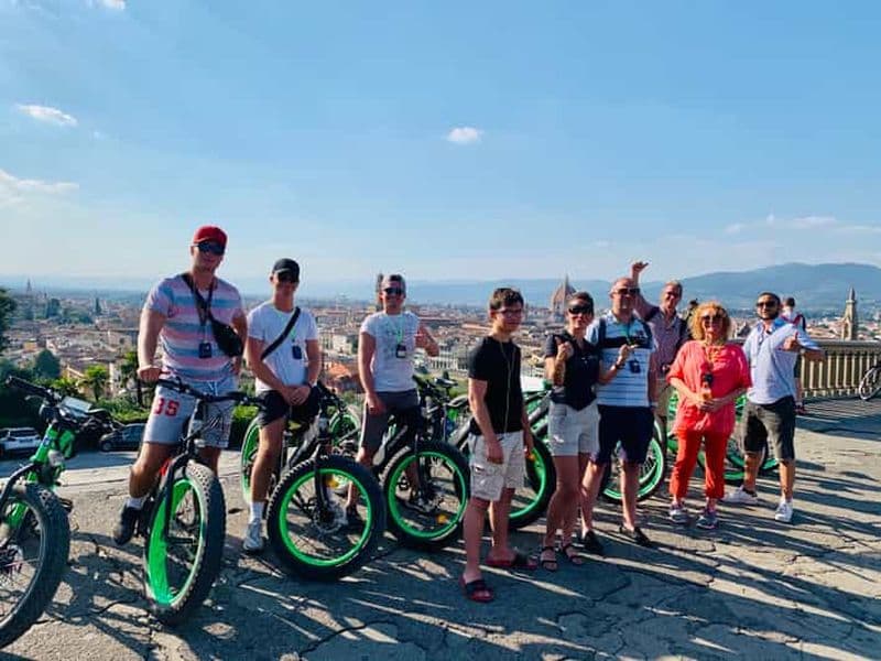 Florence : visite guidée en vélo électrique jusqu'à la Piazzale Michelangelo