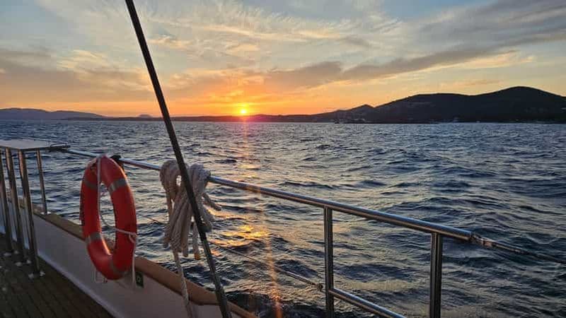 Saint-Raphaël : Croisière au coucher du soleil Cap Dramont & Île d'Or