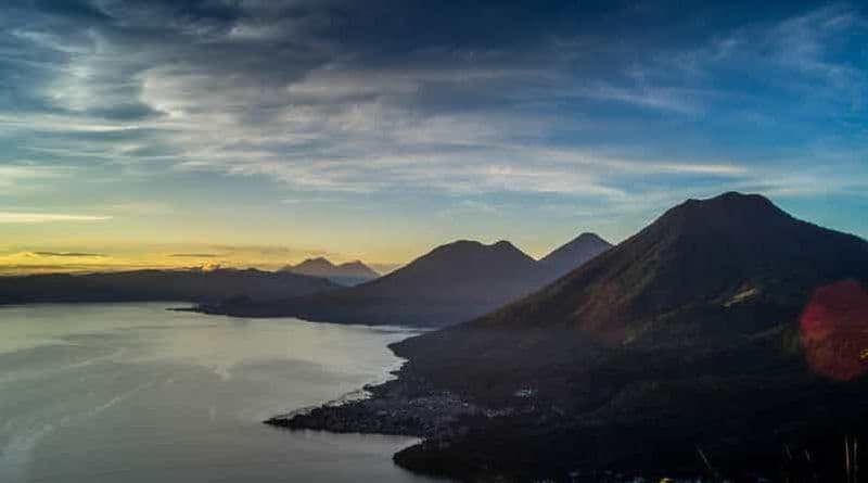 Billet Randonnée du Nez de l'Indien : La face maya au lever du soleil