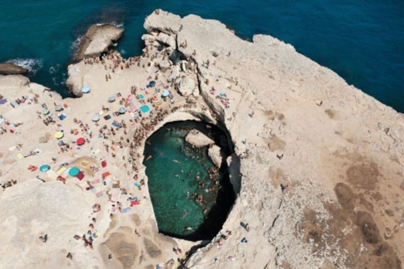 Billet Circuit en van sur la côte adriatique de Roca à Otranto