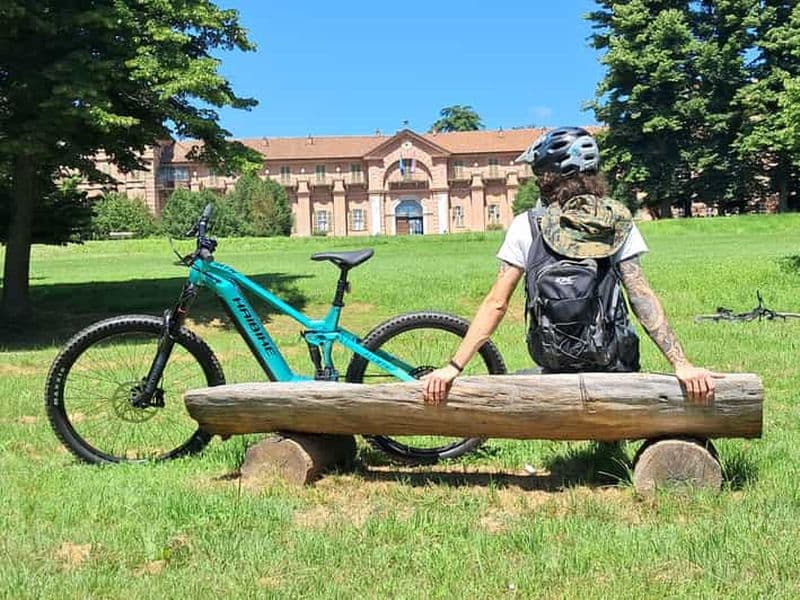 Billet Turin : visite en vélo électrique, Reggia di Venaria, jardins royaux, château