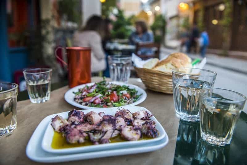 Athènes : Visite en petit groupe à pied pour découvrir la gastronomie grecque