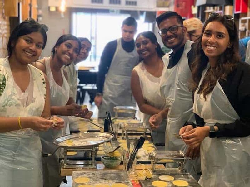 Rome : Cours de cuisine du maître cuisinier romain avec vin