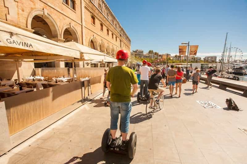 Billet Les incontournables de Barcelone : visite guidée en Segway