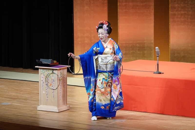 Spectacle comique Rakugo, Daikagura et spectacle de magie à Kanda TOKYO