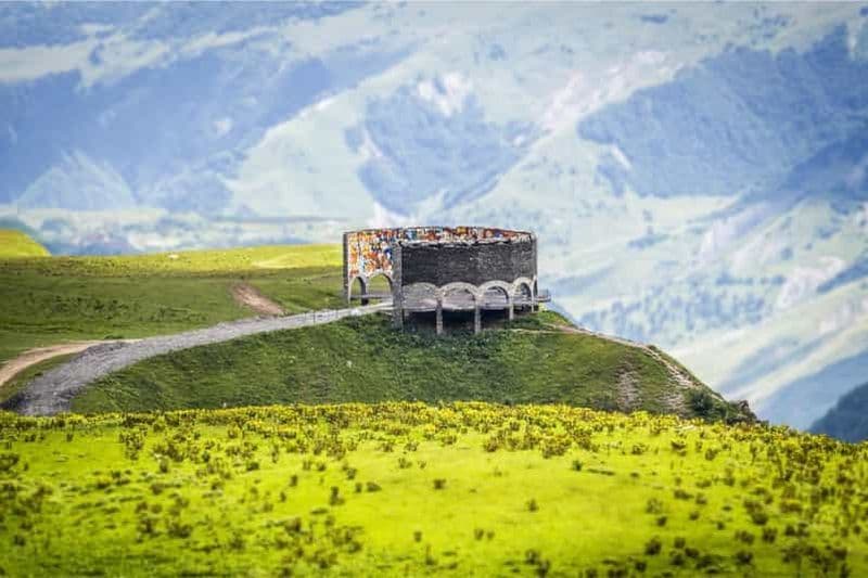 Tbilissi Gudauri Kazbegi Ananuri visites guidées Rafting Miel
