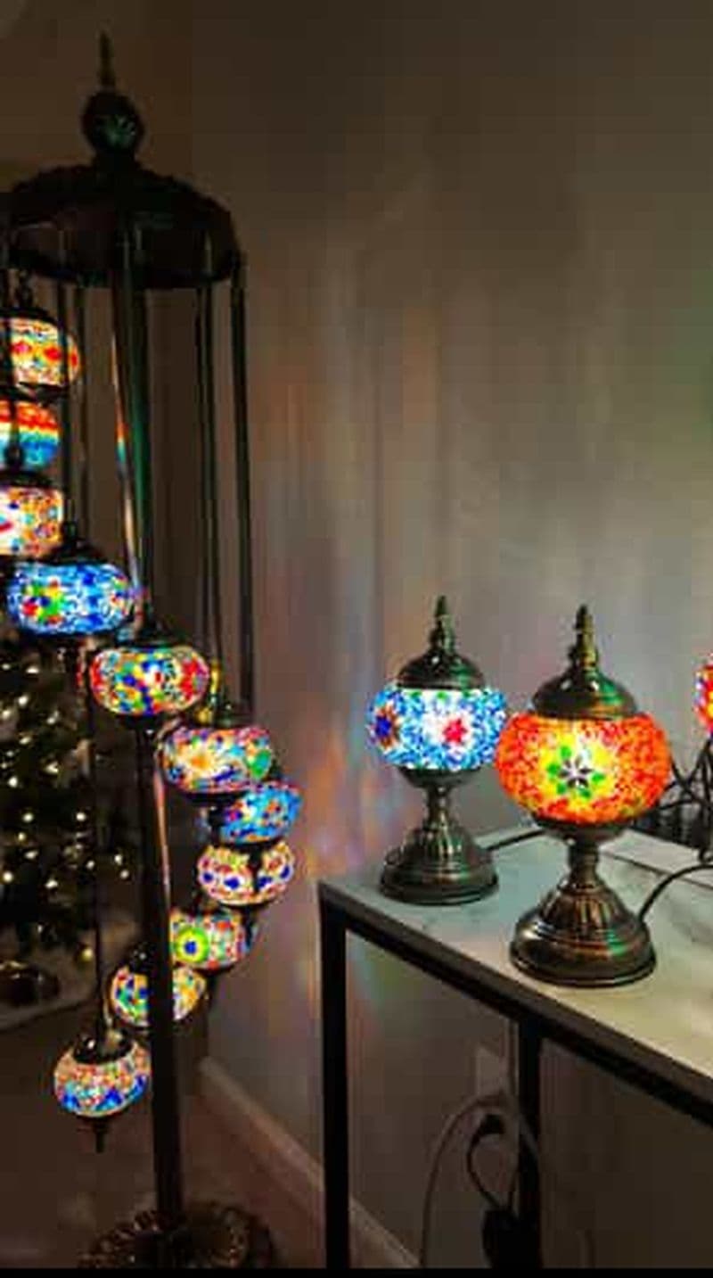 Philadelphie : Atelier de lampes en mosaïque turque