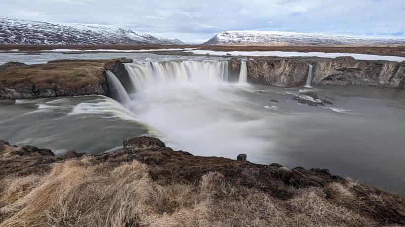 Billet Akureyri : Goðafoss, Laufas et la Maison de Noël, visite combinée