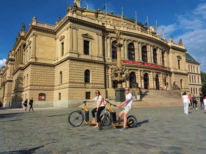 Billet Prague : Visite en Segway et E-Scooter (3 heures)