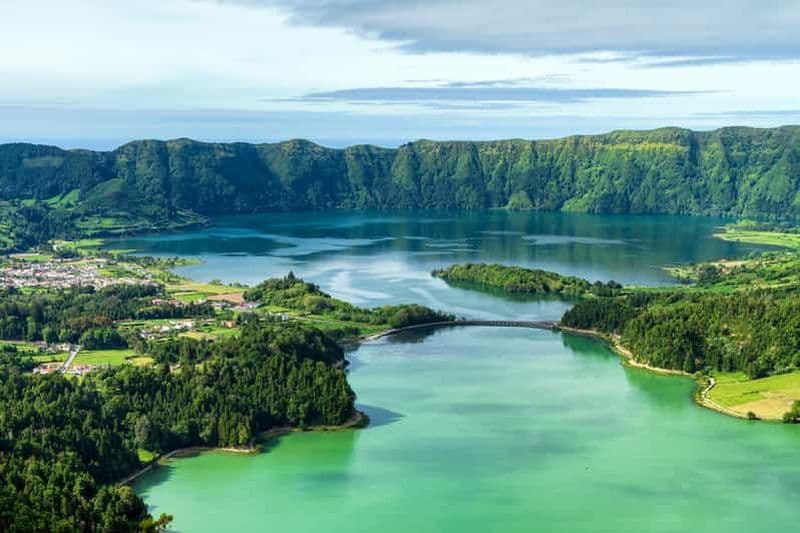 Billet Au départ de Ponta Delgada : Randonnée guidée de Vista do Rei à Sete Cidades