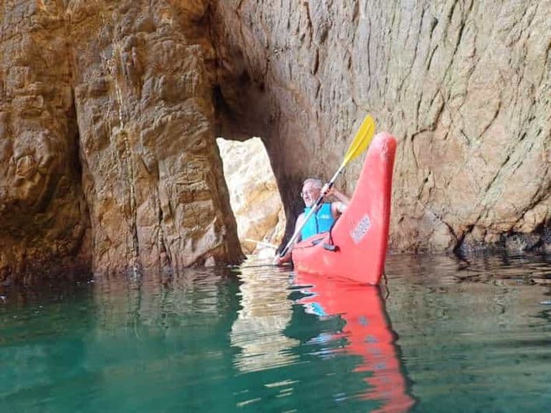 Sant Feliu de Guíxols - Costa Brava : Excursion matinale en kayak de mer