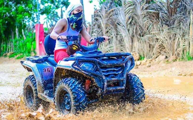 Punta CanA : Excursion en quad avec visite d'une ferme biologique et plage
