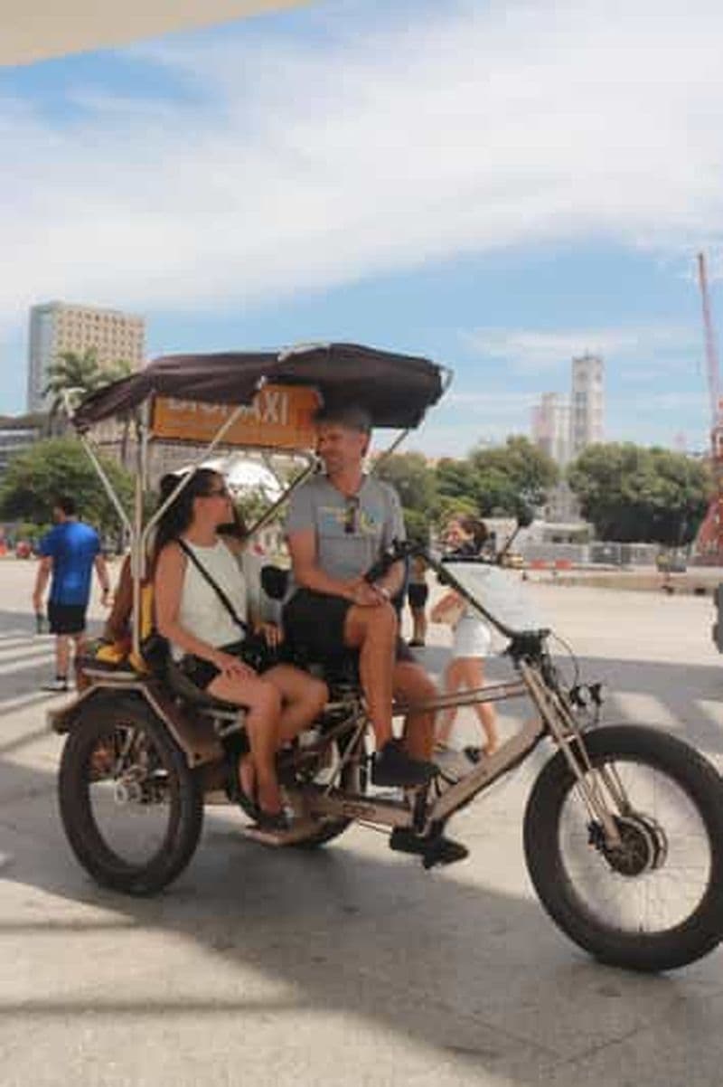 Billet Rio de Janeiro : visite du centre historique et du port en vélo-taxi