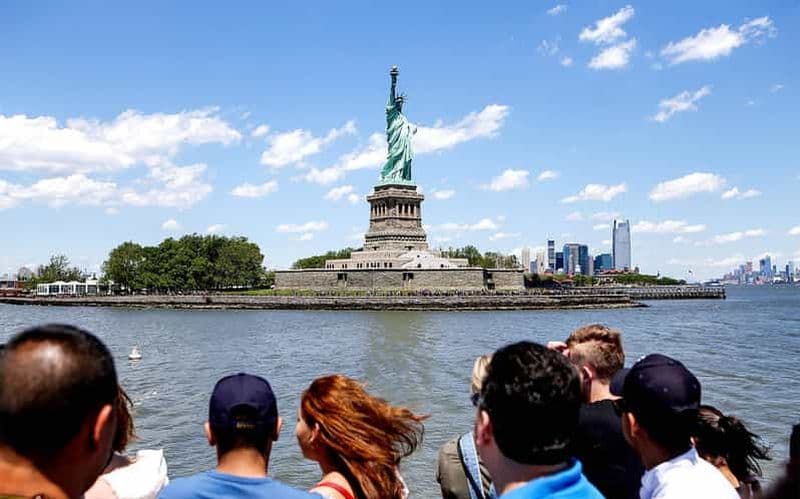 Billet NYC : Visite de la Statue de la Liberté et d'Ellis Island en ferry