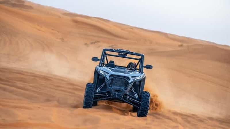 Billet Dubaï : Buggy des dunes privé, balade à dos de chameau et planche sur le sable !