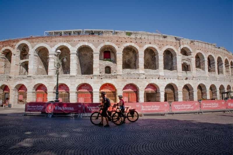 Visite de Vérone en vélo électrique : centre-ville et vues panoramiques