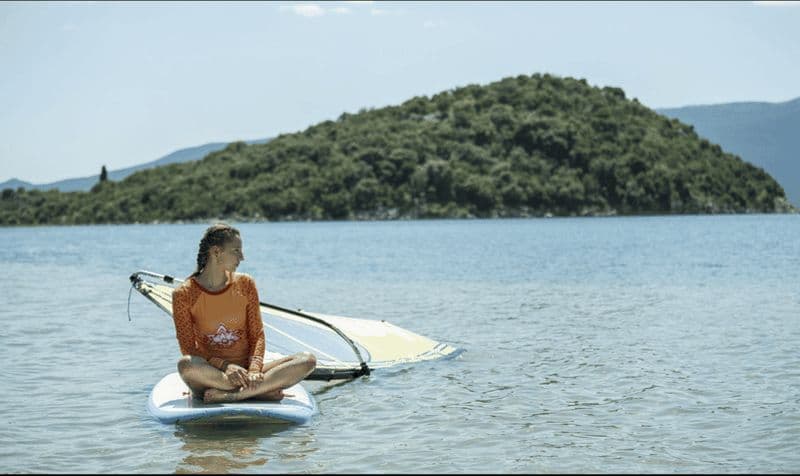 2 heures de cours de planche à voile sur la Neretva