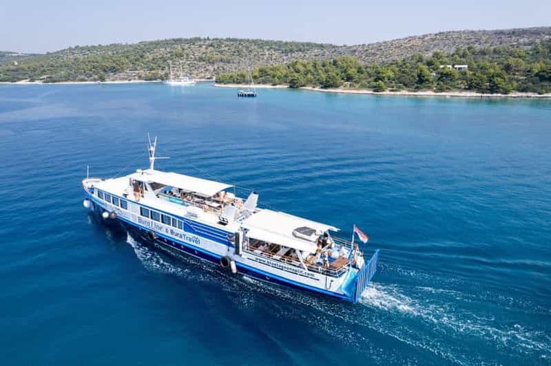 Billet Split : visite à pied de Trogir, croisière vers le Lagon bleu et l'épave.