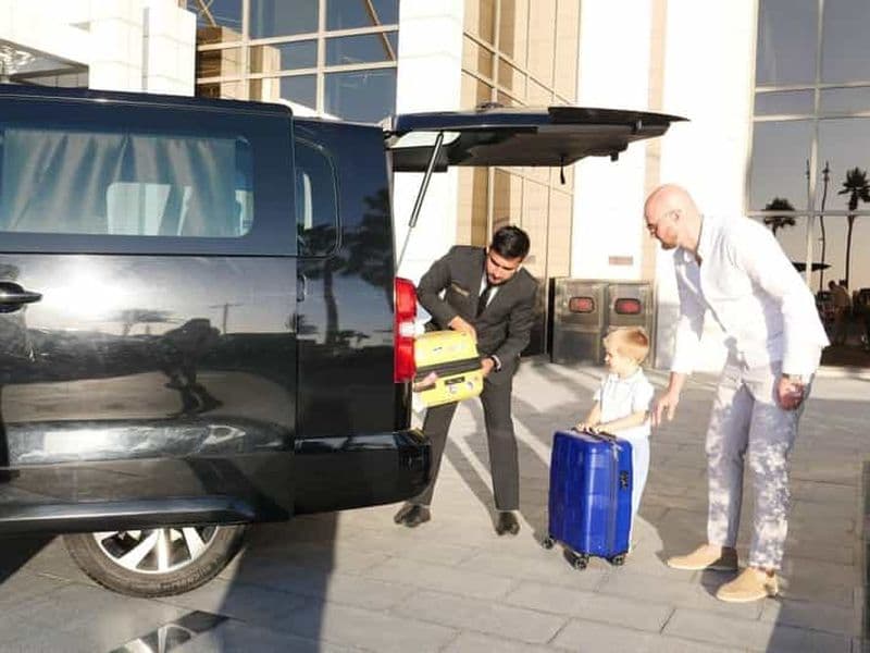 Billet Privé : Transfert privé vers/depuis Dubaï ou Abu Dhabi