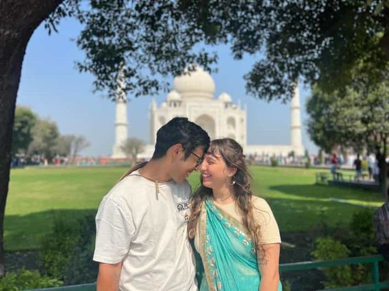 Billet Depuis Delhi : Visite Privée d'Agra et du Taj Mahal avec Déjeuner 5 Étoiles