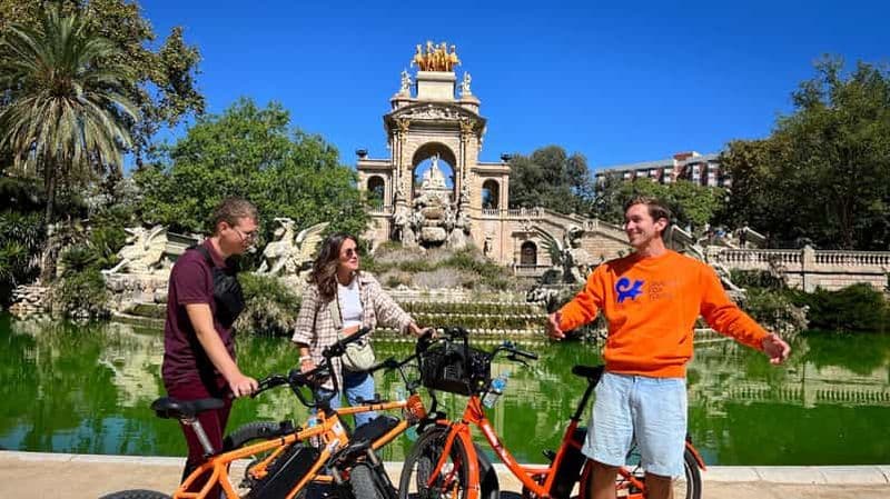 Billet Barcelone : Visite guidée des curiosités de la ville à vélo/e-bike