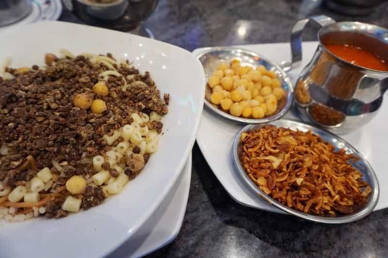 Billet Visite culinaire au restaurant Koshary Abou Tarek depuis Le Caire