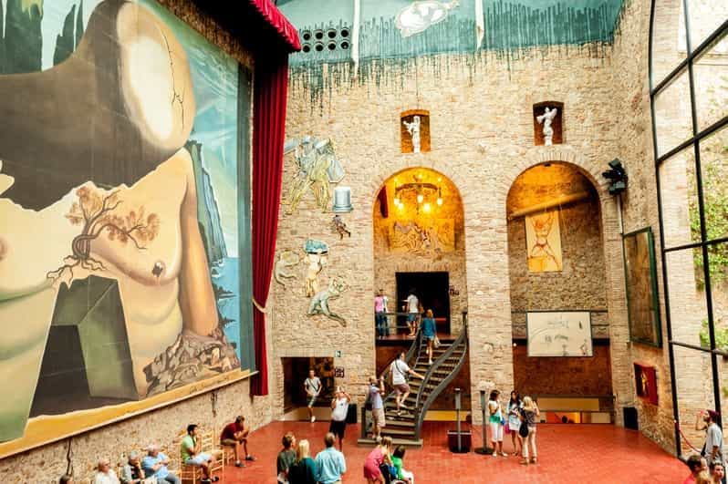 Billet Depuis Barcelone : Visite guidée de Gérone et Musée Dalí à Figueres