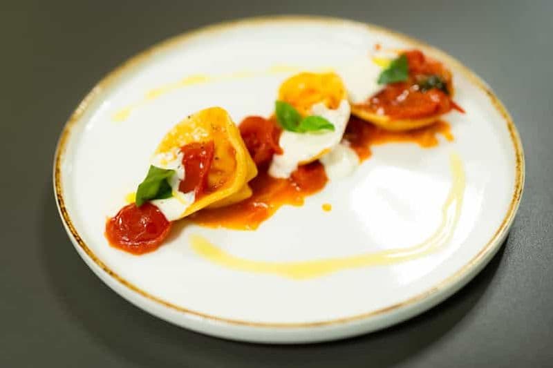 Milan : Cours de cuisine sur les pâtes, les gnocchis et le Tiramisù avec du vin