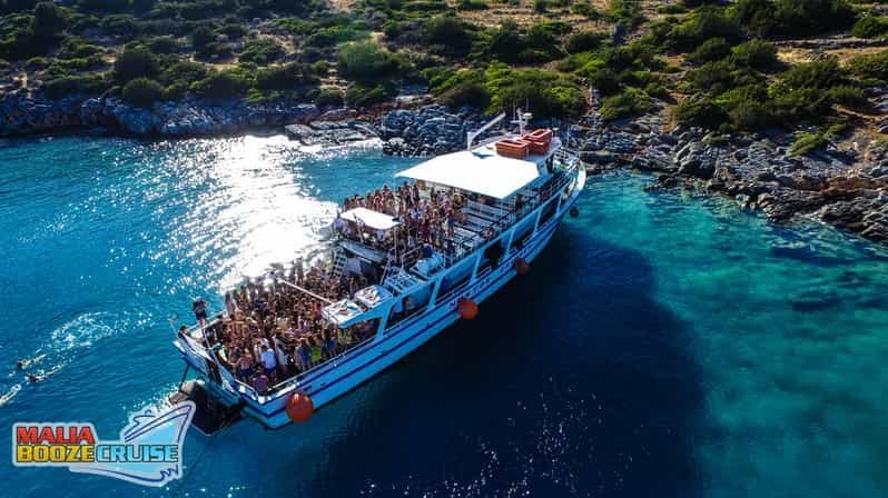 Malia : Booze Cruise Boat Party avec DJ live