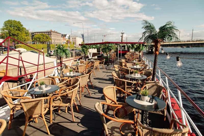 Excursion au coucher du soleil vers les portes de la mer - Croisières fluviales en Lettonie
