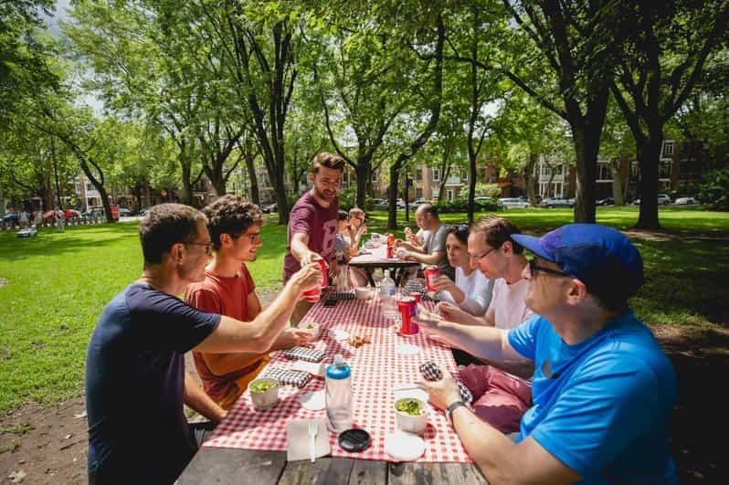 Billet Montréal : Tour de vélo rose non touristique