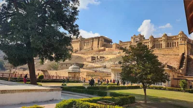 Billet Jaipur : visite guidée du fort de Jaigarh avec billet d'entrée