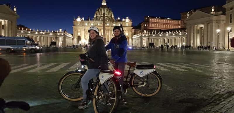Billet Rome : Excursion en E-Bike au coucher du soleil avec option pizza