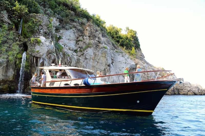 Billet Depuis Sorrente : sortie en bateau à Amalfi et Positano avec déjeuner