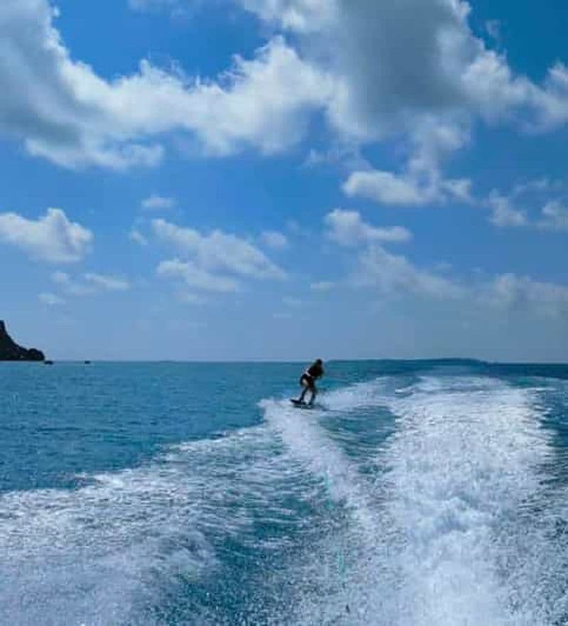 Okinawa : Expérience de wakeboard sur l'île de Henza
