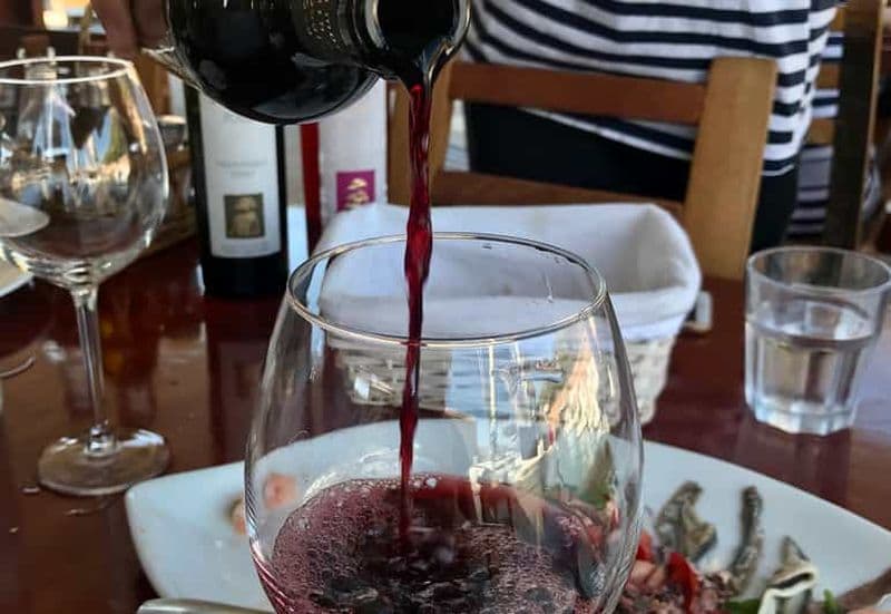 Hvar : Visite de 3 vignobles pour les amateurs de vin avec dégustations locales