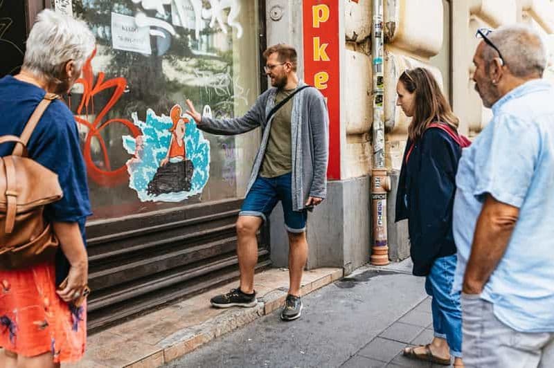 Billet Budapest : Visite à pied du Street Art et des mouvements souterrains