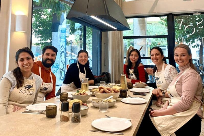 Billet Athènes : cours de cuisine grecque avec repas et boissons