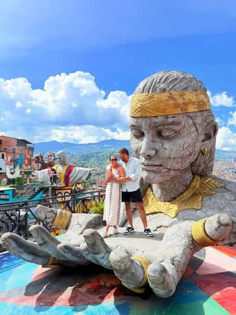 Medellín : Visite à pied de la Comuna 13 et des graffitis avec collations