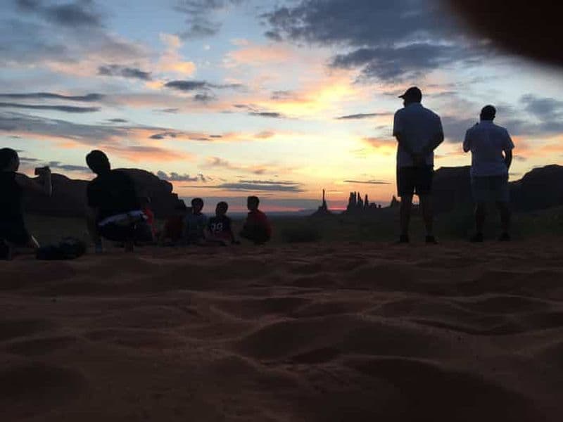 Billet Monument Valley : visite de 3 heures au lever du soleil avec un guide Navajo