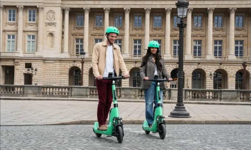 Billet Prague : Des laissez-passer touristiques Bolt pour les scooters électriques